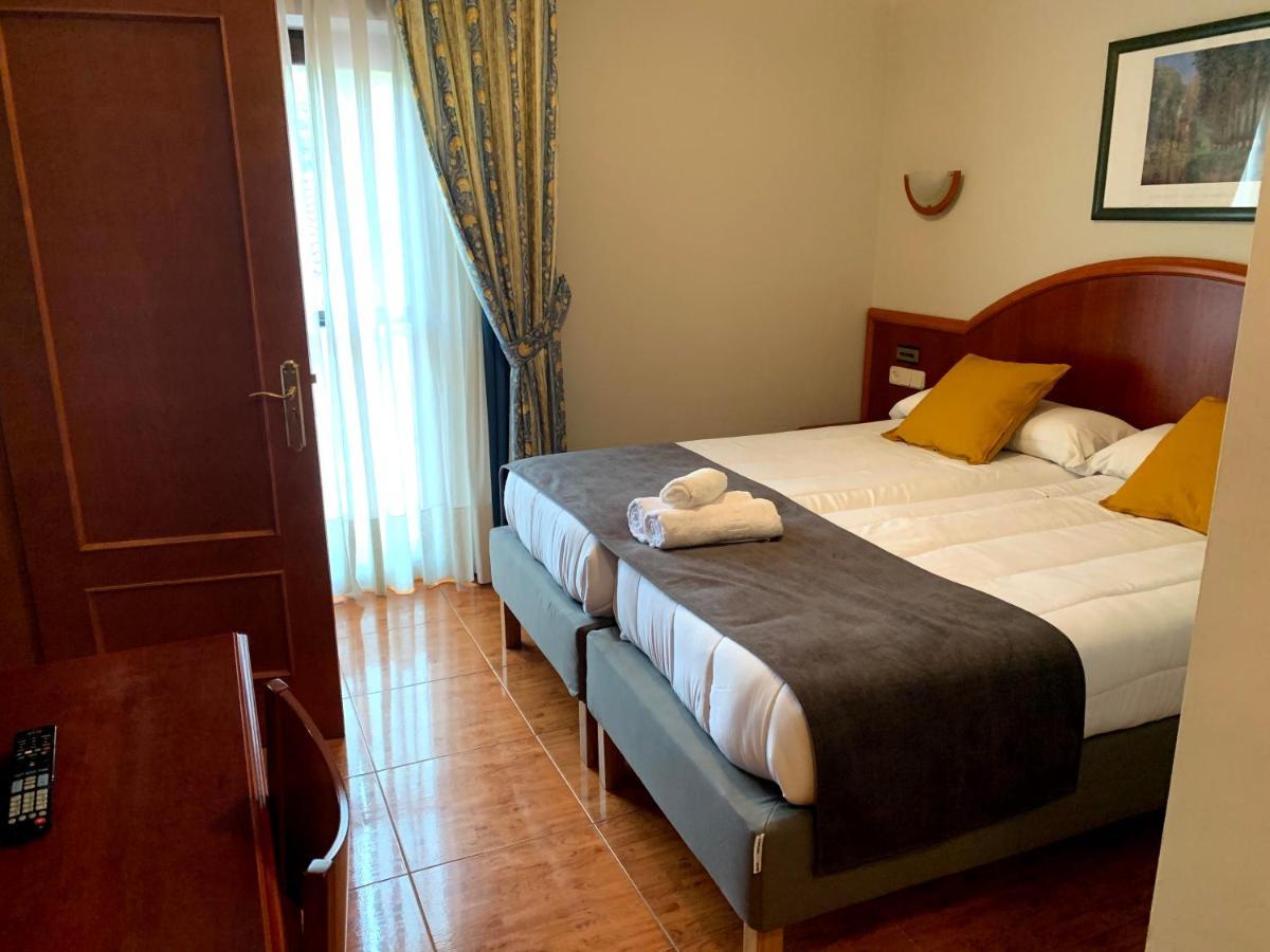 Hotel - Apartamentos Pena Santa Benia De Onis Extérieur photo