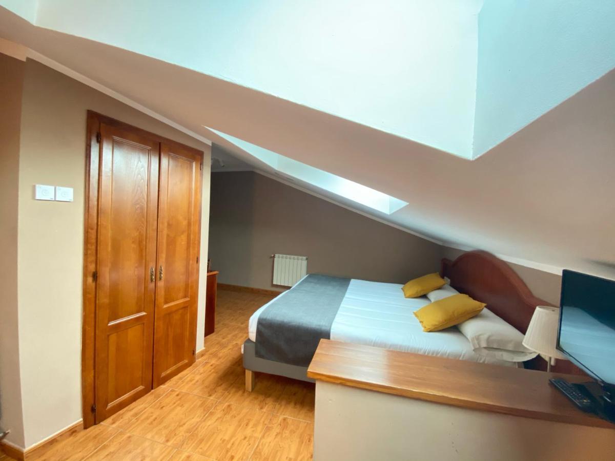 Hotel - Apartamentos Pena Santa Benia De Onis Extérieur photo