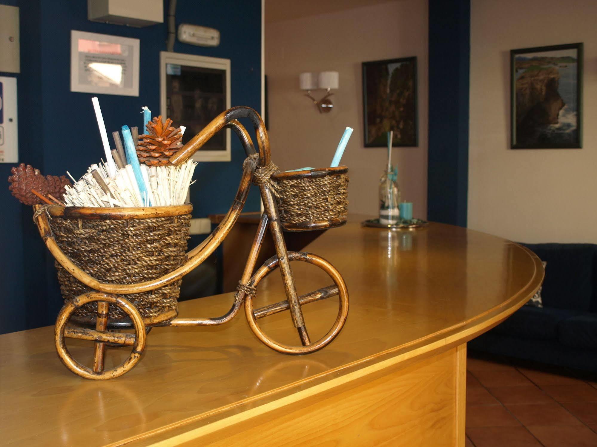 Hotel - Apartamentos Pena Santa Benia De Onis Extérieur photo
